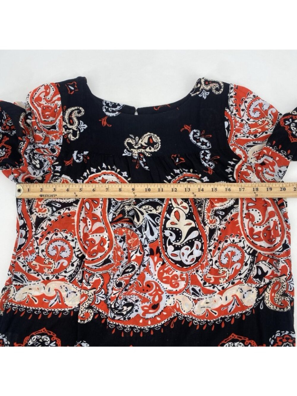 LOFT Women's Size M Red Paisley Blouse Flare Sleeves Rayon Boho - Picture 3 of 10